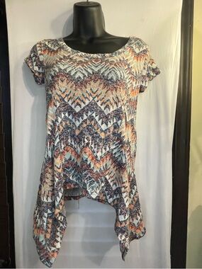 Almost Famous MED  Chevron-Print Asymmetrical Tunic Navy, Coral, Mint Boho